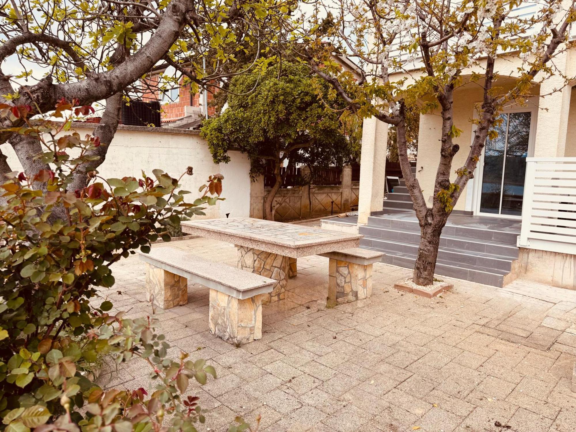 Casa Mare Rtina Garten Zwei Baeder Eg Exterior foto